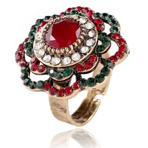 NEW Stylish Boho Vintage Ruby Emerald Flower One Size Ring